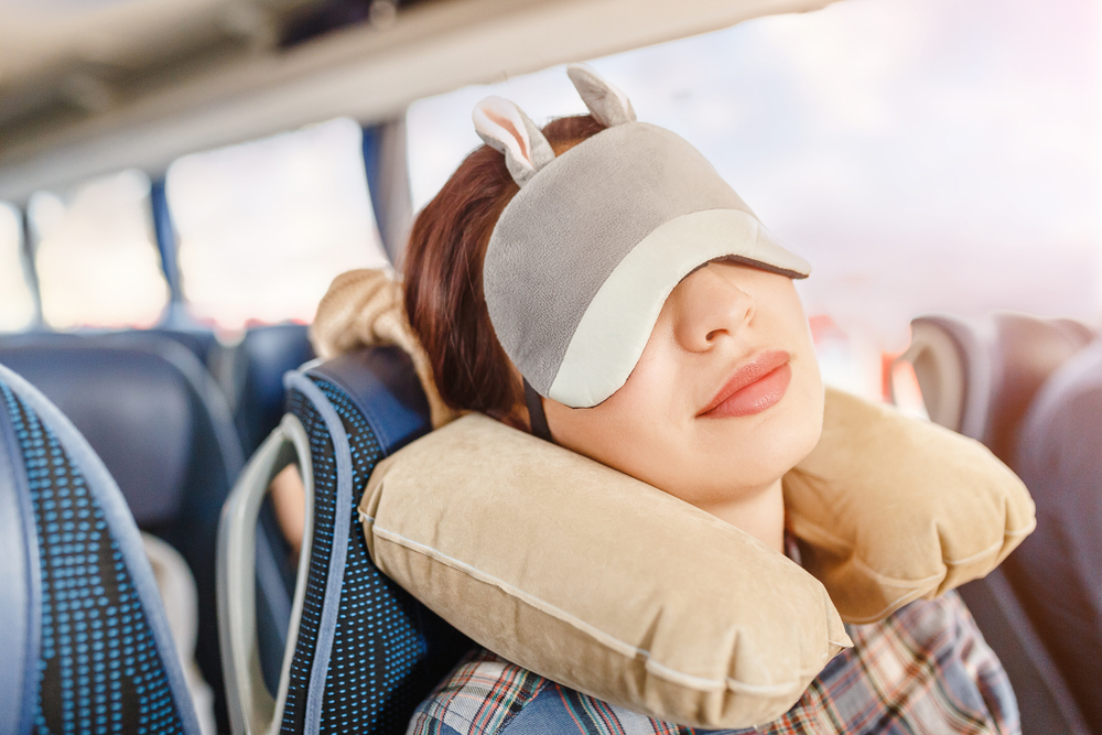 Neck support for 2024 sleeping on plane