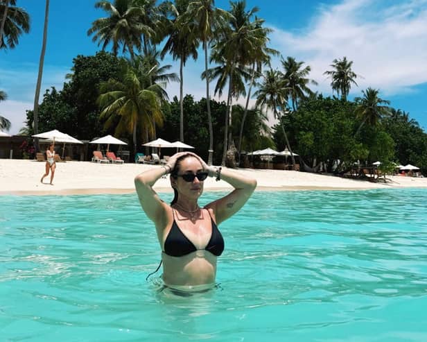 Traveller Kara Wilbur, 23, bagged trip to the Maldives for “less than £500”.