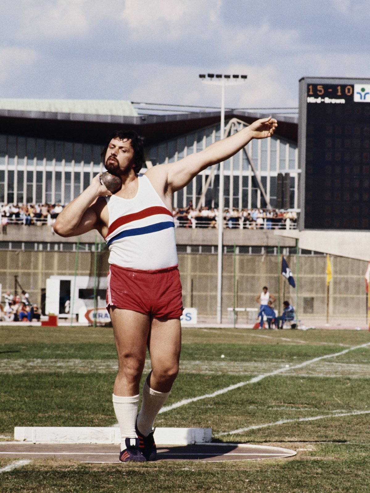 Two-times world's strongest man Geoff Capes dies, aged 75