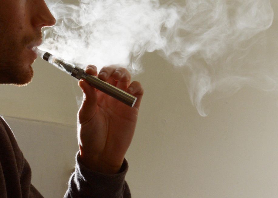 Man died after e cigarette exploded while charging