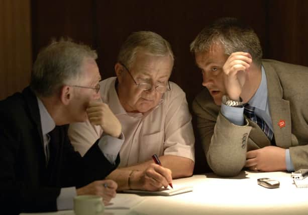 Glenn Gibbons, centre, in familiar pose during a press conference at Tynecastle in 2006. Picture: Ian Rutherford