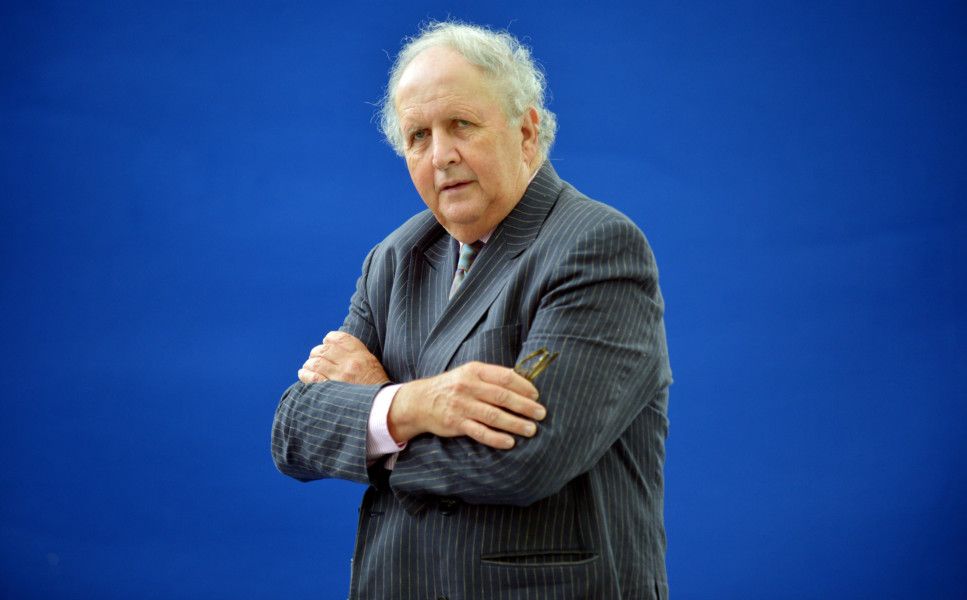 Video Alexander McCall Smith on 44 Scotland Street