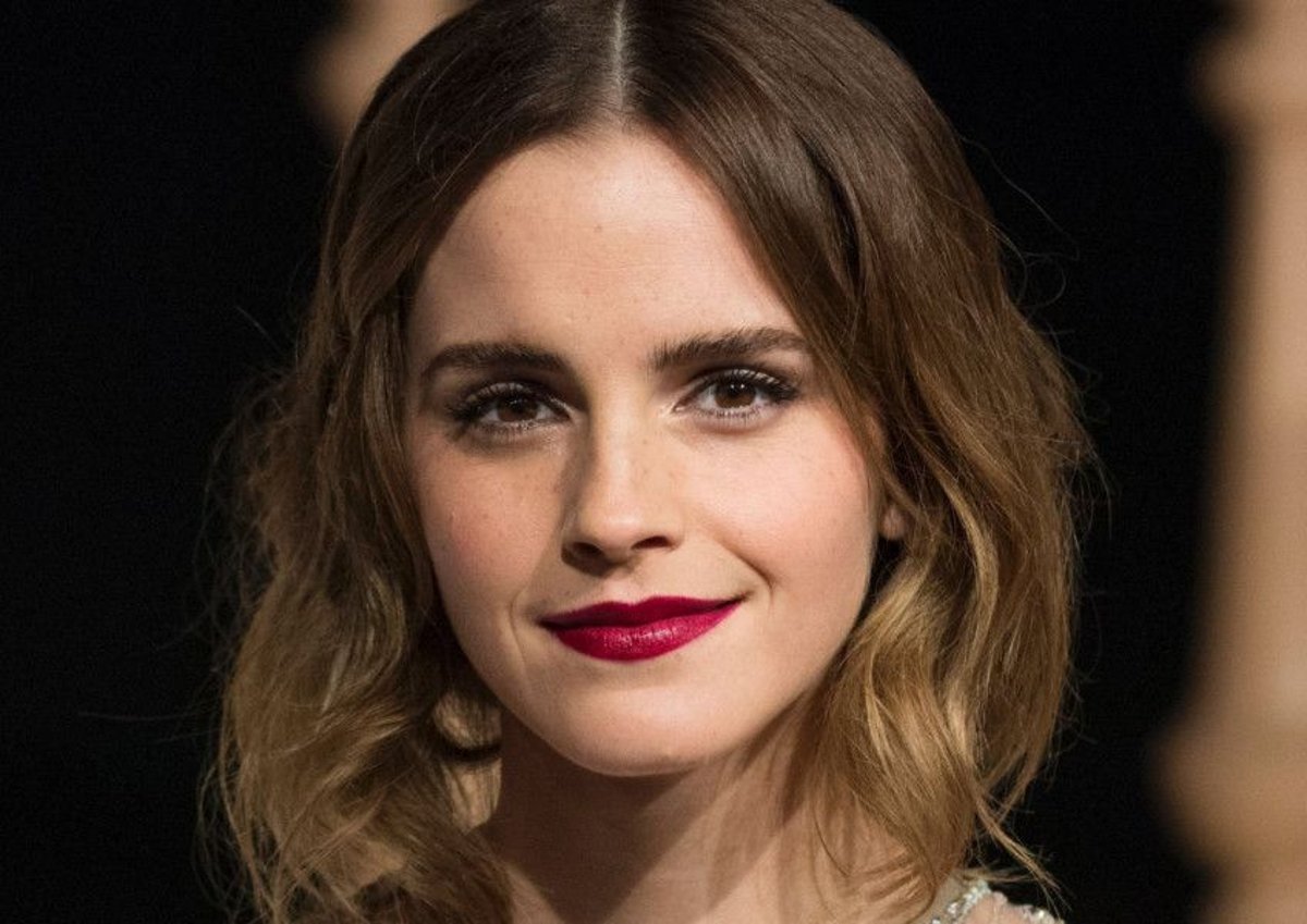 Emma Watson to sue over stolen changing room photos