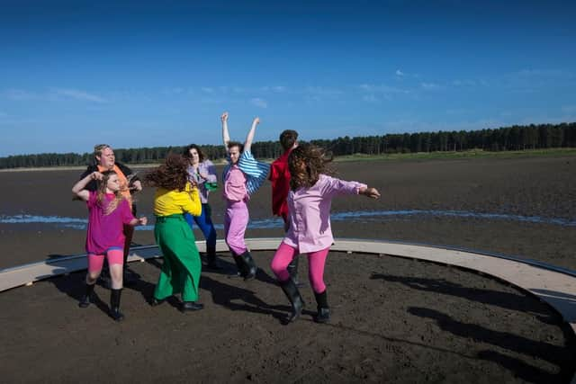 The video for Remember Us features footage filmed at mudflats on the banks of the River Tay.