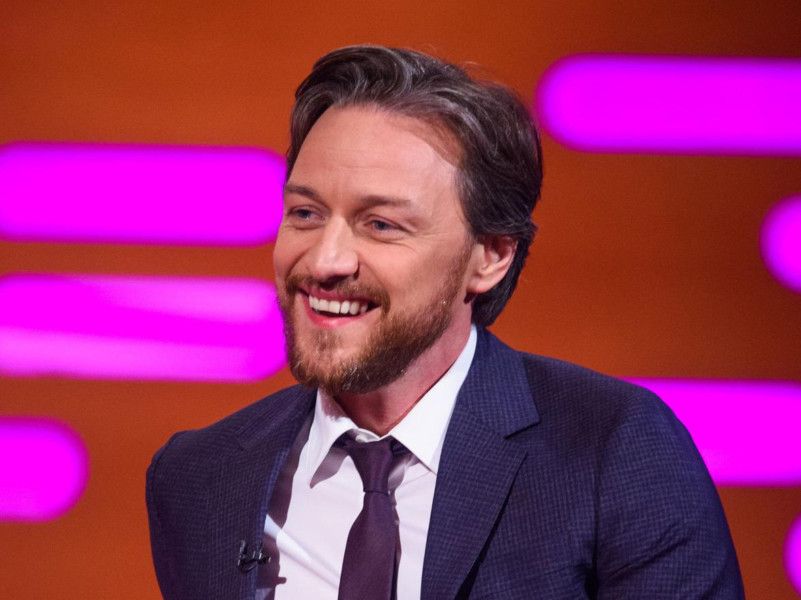 James McAvoy Slams Theatre Reviewer For Calling Accents Of Scottish ...